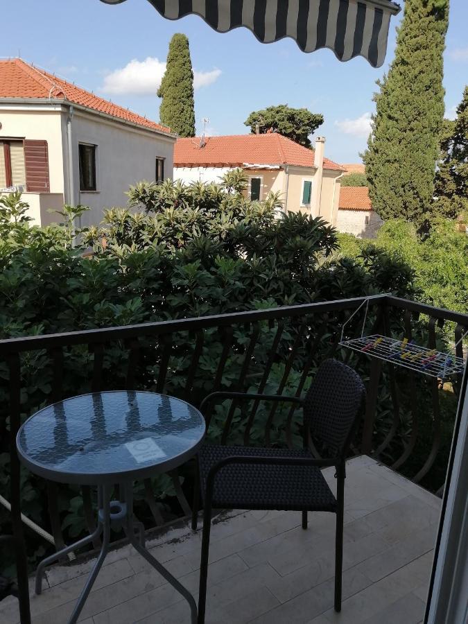 Apartments Stjepic Sukošan Εξωτερικό φωτογραφία